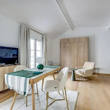 شقة Sur Un Nuage - Calme & Renove - Odeon *